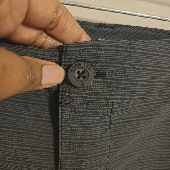 Hang Ten | Men's Gray and Black Striped Hiking or Athleisure Shorts (Size 40) - Picture 4 of 13